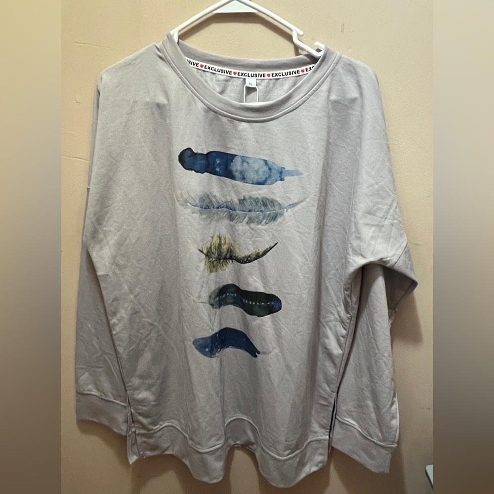 Exclusive feather BNWT  sweatshirt oversized Indian boho cottage core Lagon look